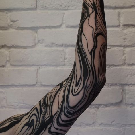 Oil Spill Tattoo Sleeve, Marble Arm Tattoo, Marble Sleeve Tattoo, Liquid Marble Tattoo, Wavy Liquid Tattoo, Marbling Tattoo, Marbled Tattoo, Abstract Blackwork Tattoo, Suminagashi Tattoo Design