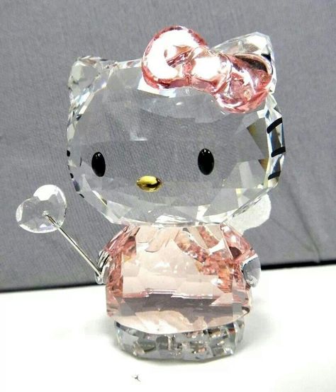 Swarovski Hello Kitty, Hello Kitty Room Decor, Swarovski Crystal Figurines, Pink Wallpaper Hello Kitty, Hello Kitty Baby, Walpaper Hello Kitty, Hello Kitty Rooms, Hello Kitty Jewelry, Hello Kitty Themes