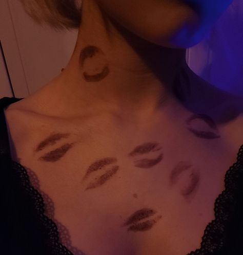 #kiss #neck #dark academia #aesthetic #lipstick Kisses On Neck Lipstick, Lipstick On Neck Aesthetic, Lipstick On Neck, Lipstick Kisses On Neck, Kiss Aesthetics Dark, Kiss Lipstick Aesthetic, Dark Acadamia, Lipstick Kiss, Dark Lipstick