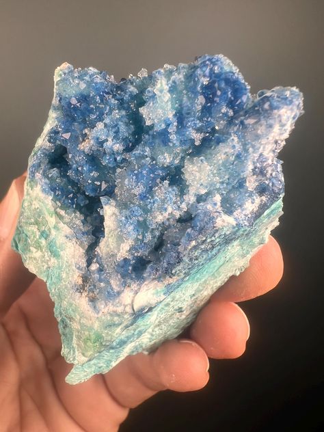 Amazing  Piece! Druzy  Blue Shattuckite with Quartz Crystal Specimen Aesthetic  Specimen - Weight : 109 Gr - Size: 75 mm x 50 mm x 36 mm  -Perfect For Collection -Origin: Milpillas Mine, Mexico Shattuckite symbolizes intuition, psychic communication, and truth.  Shattuckite crystal relieves stress and alleviates its related illnesses. Someone call  the  Shattuckite "Psychic Communication Stone." Shattuckite is a stone of intuition, mediumship, and psychic abilities.  I hope to see you again Specimen Aesthetic, Magic Stones, Pretty Rocks, Cool Rocks, Beautiful Rocks, Rock Collection, See You Again, Rocks And Gems, Crystal Decor