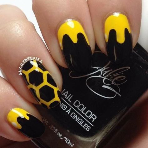 45 Must-Try Easter Nails: Designs for the Festive Season 2024 | Easter Nails Short Nail Art Designs Yellow And Black, Black And Yellow Bee Nails, Black And Yellow Nails Design, Black Yellow Nails, Yellow Black Nails, Black And Yellow Nails, Bumble Bee Nails, Bee Nails, Bee Stuff