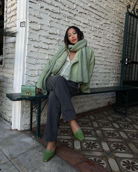 Say less, we're obsessed with this cozy matcha cropped jacket. Green Monochromatic Outfit, Green Monochromatic, Aimee Song, Colour Combinations Fashion, Loafers Outfit, Monochromatic Outfit, Song Of Style, Fashion Trends Winter, Denim Trends