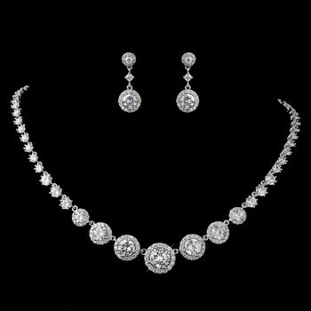 Gold Necklace Wedding, Wedding Jewelry Set, Wedding Designer, Bridal Fashion Jewelry, Silver Jewellery Sets, Wedding Bridal Jewellery, White Gold Necklaces, Cz Jewelry, Handcrafted Necklace