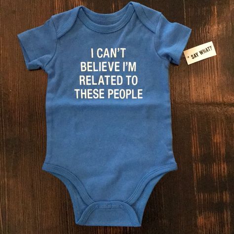 Unisex Onesie. Smoke Free Pet Free Home :) Baby Onesies Cricut, Baby Onesie Ideas, Auntie Onesie, Baby Onsies Ideas, Onesies For Babies, Onesie Ideas, Funny Onesie, Funny Baby Shirts