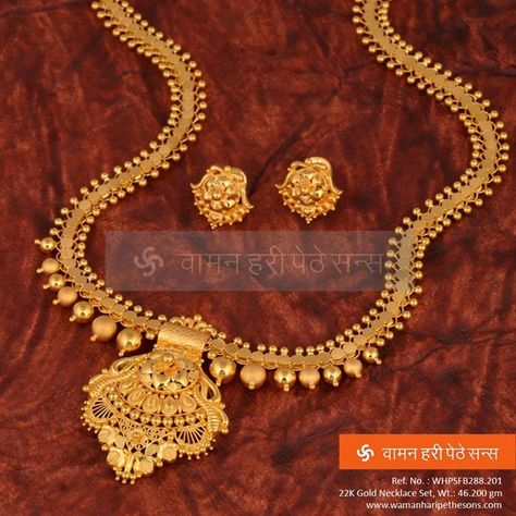 A #jewelry that reminds you of a #tradition unleashed. Wedding Earings Bride, Gold Haar Design, Temple Jewelry Necklace, Neck Pieces Jewelry, Gold Necklace Indian Bridal Jewelry, Gold Pendant Jewelry, Gold Wedding Jewelry, Wedding Jewellery Collection, Antique Gold Jewelry