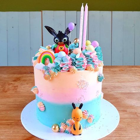 Miss Sweets Bakery op Instagram: "• BING, FLOP EN EMMELIE • Lieve Emmelie alweer 2! Kan mij nog goed herinneren dat haar tante Melissa, de babyshower taart en sweets kwam…" Mascarpone Creme, Kids Cakes, Kids Cake, Food And Drink, Birthday Cake, Cake, Birthday, Instagram, Groningen