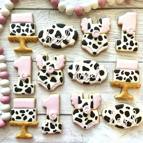 My First Rodeo Cookies Girl, First Rodeo Cookies Girl, First Rodeo Cookies, Rodeo Cookies, Rodeo Girls, First Rodeo, Cookie Art, Birthday Cookies, Cookie Decorating