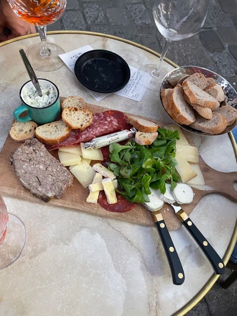 #charcuterie #charcuterieboard #french #frenchfood #food #lunch French Charcuterie Board Ideas, French Lunch Aesthetic, Parisian Charcuterie Board, French Charcuterie Board, French Charcuterie, Charcuterie Board Aesthetic, French Cheese Board Aesthetic, French Cheese Board, Board Aesthetic