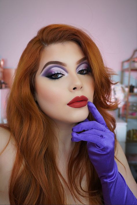 Jessica Rabbit Makeup Look, Jessica Rabbit Eye Makeup, Cardi B Halloween Costume, Female Marvel Cosplay, Halloween Costumes Redhead, Jessica Rabbit Makeup, Jessica Rabbit Halloween, Rabbit Makeup, Jessica Rabbit Costume