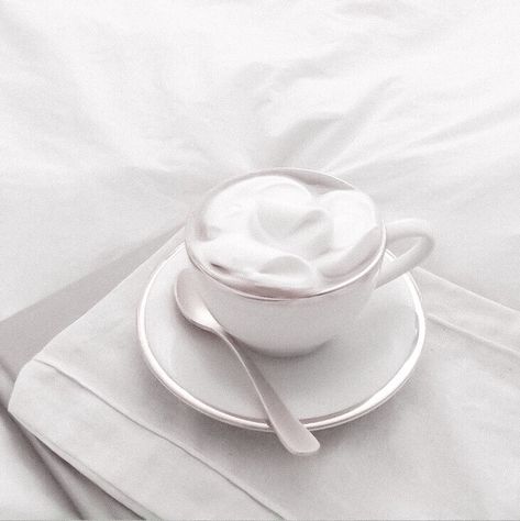 Aesthetic White Food, White Pics Aesthetic, White Ipad Aesthetic, White Athstetic, White Aethestic, White Aesthetic Desktop, White Aesthetic Food, Pure White Aesthetic, Modern White Aesthetic