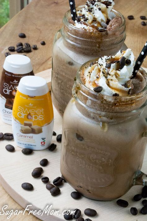 caramel mocha coffee-3 Caramel Mocha Coffee, Keto Bites, Mocha Iced Coffee, Omni Diet, Sugar Free Whipped Cream, Stevia Recipes, Coffee Summer, Mocha Recipe, Caramel Mocha