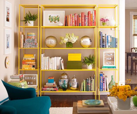 35 Simple Ways Spray Paint Can Make Your Home Look More Expensive Yellow Bookshelves, Ikea Shelf Hack, Ikea Vittsjo, Ikea Bookshelves, Spray Paint Cans, Ikea Shelves, Bookshelf Styling, Bookshelves Diy, Ikea Hacks