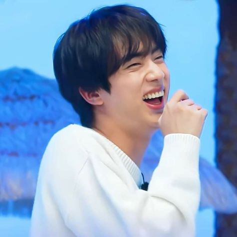 Jin Bts Island, Laughing Face, Seoul Music Awards, Face Pictures, Seokjin Bts, Smiles And Laughs, Worldwide Handsome, All Smiles, All Funny Videos