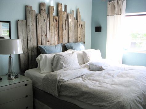 Have been collecting driftwood for a year.. Result, Headboard for my King.. Branch Headboard, Palette Headboard, Driftwood Bed, Driftwood Bedroom, Driftwood Headboard, Diy King Bed Frame, Wood Inspiration, Ocean Themed Bedroom, Indian Room