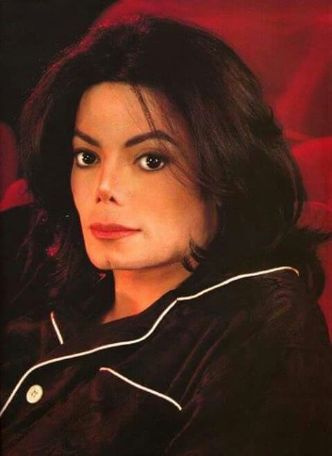 Beautiful inner and outer Michael Jackson Invincible, Michael Jackson Photoshoot, Vibe Magazine, Michael Jackson Bad Era, Michael Jackson Wallpaper, Michael Jackson Rare, Photos Of Michael Jackson, Michael Jackson Art, Michael Jackson Thriller