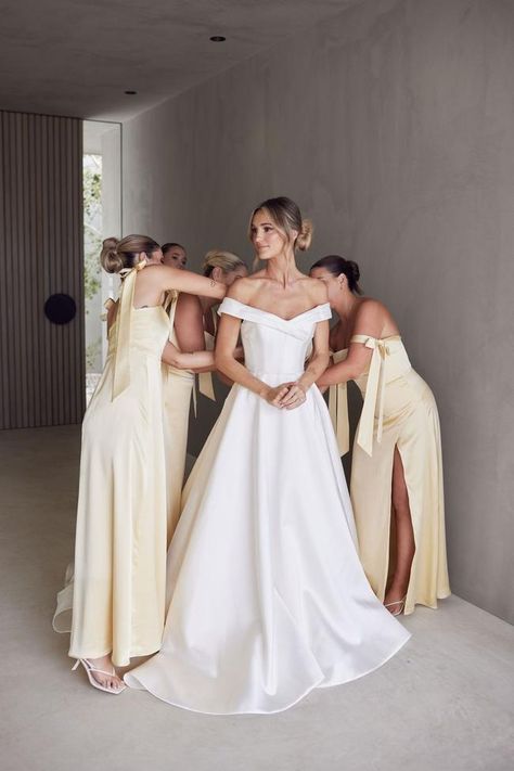 Brooke Hogan Wedding, Yellow Bridal Party, Bts Lost, Wedding Vogue, Riviera Wedding, Brooke Hogan, Bridesmaid Poses, Steven Khalil, Lost In Love