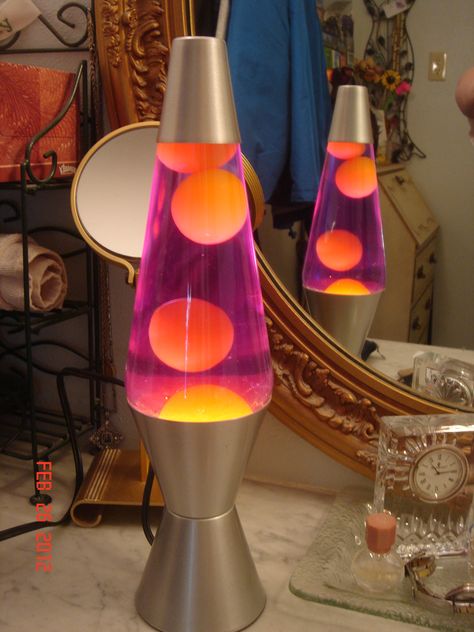 I Love My Lava Lamp! Lava Lamp Interior, Lava Lamp Room Decor, Lava Lamp In Room, Lava Lamp Living Room, Lava Lamps Aesthetic, Lava Lamp Room Aesthetic, Lava Lamp Decor, Lava Lamp Aesthetic Room, Aesthetic Lava Lamp