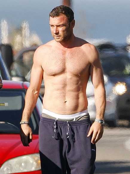 LIEV SCHREIBER photo | Liev Schreiber - minus the hairiness....not sure I like this! Ray Donovan, Liev Schreiber, Hottest Male Celebrities, Bodybuilders Men, Male Celebrities, Hot Actors, Good Looking Men, Celebrities Male, Favorite Celebrities