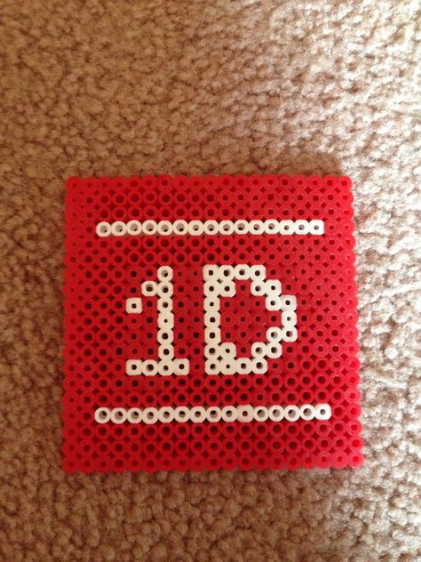 One Direction coaster perler beads Logo Perler Beads, Perler Beads Harry Styles, One Direction Perler Beads, Harry Styles Perler Beads, Eminem Perler Beads, Perler Beads Door Sign, Easy Perler Bead Patterns, Diy Perler Bead Crafts, Diy Perler Beads