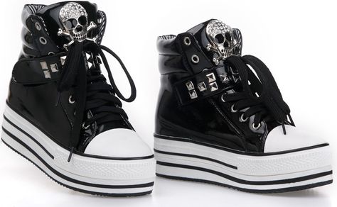 Gothic Tennis Shoes, Alt Sneakers, Black Candy, Metal Skull, Emo Outfits, Shoe Inspo, New Rock, Swag Shoes, Alternative Outfits