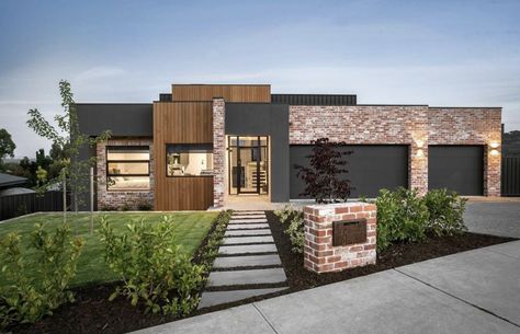 Mid Century Modern Brick Exterior, Contempory House Exterior, Modern Red Brick House, Modern Brick House Exterior, Clinker Brick House, Facade Landscaping, House Exterior Cladding, Feature Tree, Red Brick House Exterior