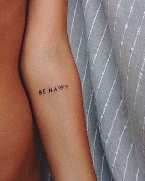 Be Happy Tattoo, Nature Lover Tattoo, Happy Tattoo, Happiness Tattoo, Tattoos For Lovers, Tattoo Arm, Tattoo Feminina, Little Tattoos, Minimal Tattoo