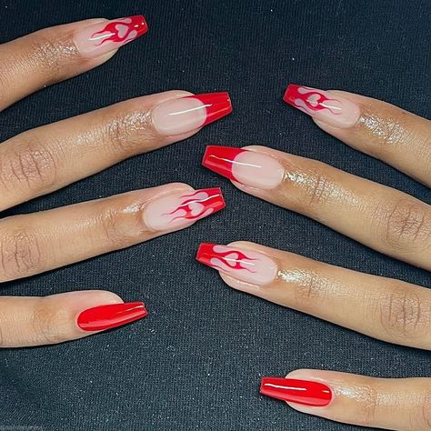 Heart Flame, Flame Nail Art, Christmas Nail Stickers, Medium Coffin, Red Nail Art, Instagram Heart, Kiss Nails, Long Acrylic Nail Designs, Vintage Nails