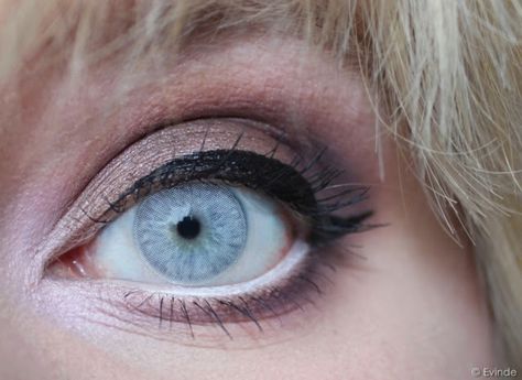 Solotica Hidrocor Ice contact lens on blue eyes feat. Colourpop Fame palette. Solotica lenses are known for covering dark eyes perfectly as well.  #eyes #contactlenses #coloredcontacts #solotica #blueeyes #colourpop #eyemakeup #beauty #eotd #circlelenses #girly #colourpopcosmetics Ice Blue Contact Lenses, Pale Blue Eyes Aesthetic, Ice Blue Eyes Aesthetic, Light Blue Eyes Aesthetic, Light Blue Contacts, Ice Eyes, Icy Blue Eyes, Ice Blue Eyes, Freckle Photography