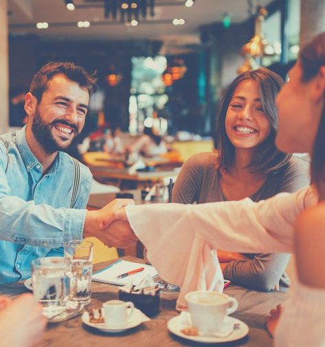 How to Meet People: 47 Best Places for Making New Friends [2022 Update] Meeting People Where They Are, Meeting New People Aesthetic, Nice To Meet You, San Diego Restaurants, In Smile, Life Satisfaction, Social Circle, Restaurant Week, Find Friends