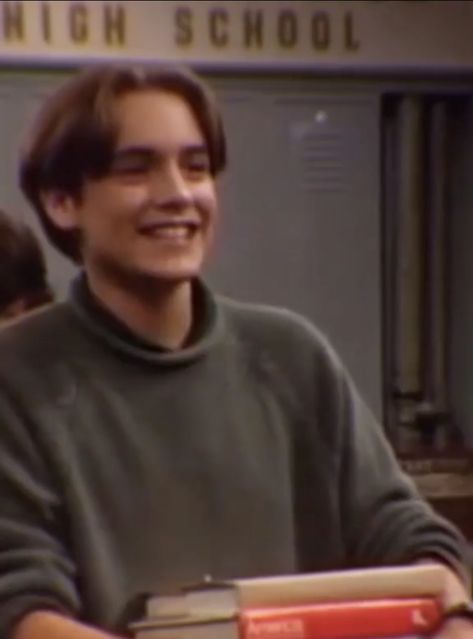 Eric Matthews Wallpaper, Eric Matthews Season 1, Hair Reference Photo, Eric Boy Meets World, Boy Meets World Eric, Eric Mathews, Boy Meets World Cast, Eric Matthews, Cory Matthews