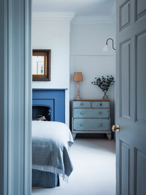 Bedrooms With Desks, Home Sanctuary, Best Bedroom Colors, Restful Bedrooms, English Manor Houses, Blue Period, Colour Trends, English Manor, Interior Colour