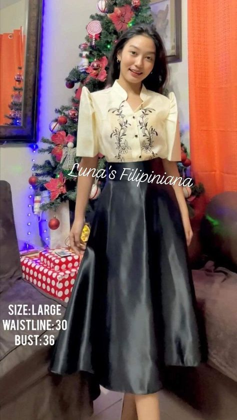 Modern Filipiniana Dress, Filipiniana Wedding, Filipino Clothing, Filipino Fashion, Grad Outfits, Filipiniana Dress, Traditional Dresses Designs, Fashion Design Patterns, Batik Fashion