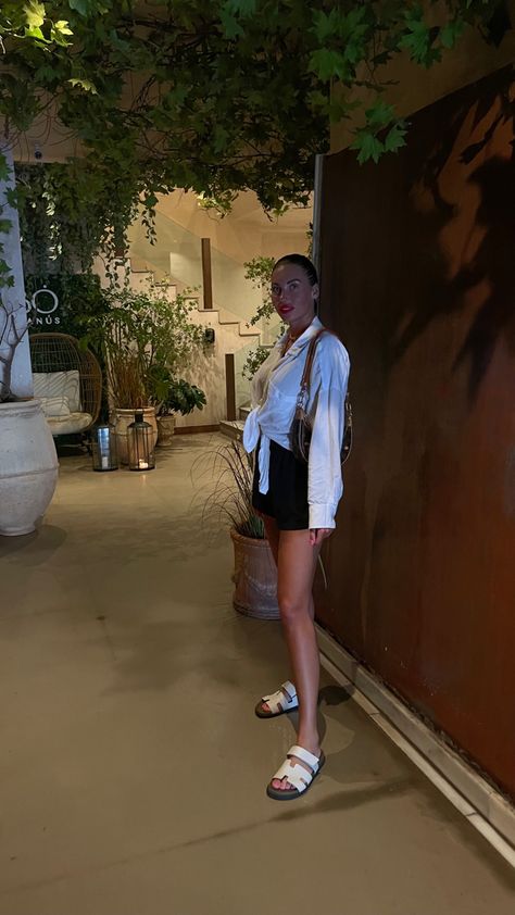 Outfits With Hermes Sandals, Loop Louis Vuitton, Hermes Cypher Sandal Outfit, Hermes In The Loop Bag, Louis Vuitton Sandals Outfit, Louis Vuitton Loop Bag Outfit, Hermes Slippers Outfit, Chypre Sandal Hermes Outfit, White Chunky Sandals Outfit