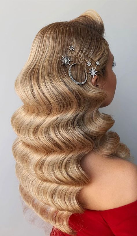 glam hairstyle, vintage hairstyles, hair down, bridal hairstyle Retro Hairstyles 90s, Glamorous Hair Updo, 2023 Brides, Hairstyle For Wedding, Glam Hairstyle, Straight Wavy Hair, Hairstyles For 2023, Water Wave Hair, New Year Wedding