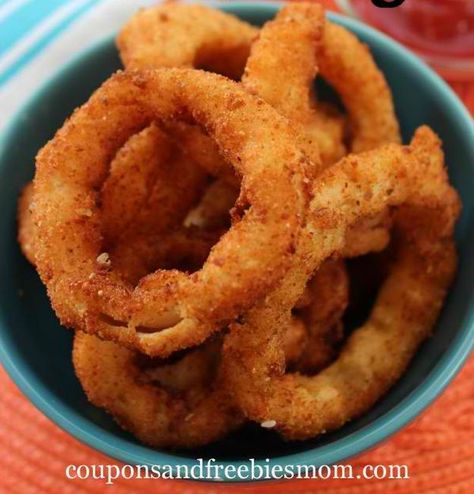 easy appetizer recipes Homemade Onion Rings, Sliced Onion, Homemade Buttermilk, Crispy Onions, Think Food, Corn Dogs, Onion Rings, 1 Egg, Corn Starch