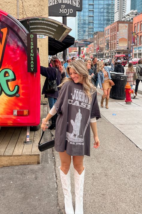 Nashville Bars Outfit, Nashville Tshirt Dress, Cute Nashville Outfits Summer Going Out, Outfits With Cowgirl Boots Summer, Nashville Outfits White Boots, Tshirt Dress Cowboy Boots Outfit, Oversized Tee And Cowboy Boots, Tshirt Dress With Cowgirl Boots, Cowgirl Boots Going Out Outfit