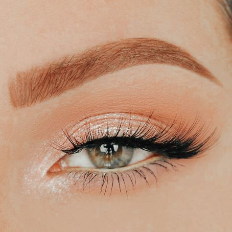 Makeup To Match Orange Dress, Simple Makeup Ideas For Prom, Wedding Makeup Redhead Blue Eyes, Fall Makeup Looks For Blue Eyes Natural, Simple Makeup Looks For Homecoming, Country Makeup Ideas Simple, Prom Makeup For Redheads, Grade 8 Grad Makeup Natural, Light Homecoming Makeup