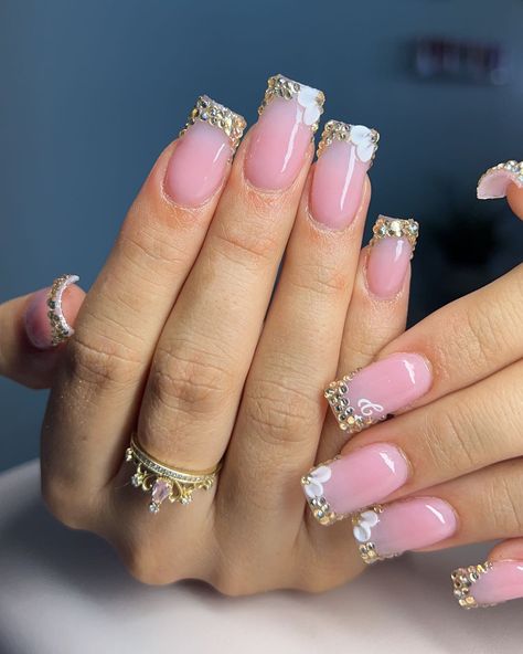 bling gold frenchies ✨ - #nailsnailsnails #acrylicnails #nails #nailinspo #nailinspiration #nailideas #prettynails #explore #explorepage #nailtech #nailsofinstagram #nailtech #nailart #nailstagram #goldnails #blingnails #rhinestones Short Blinged Out Nails, Gold Rhinestone Nails, Blinged Out Nails, Bling Nails, Gold Rhinestone, Gold Nails, Rhinestone Nails, Nail Tech, Short Nails