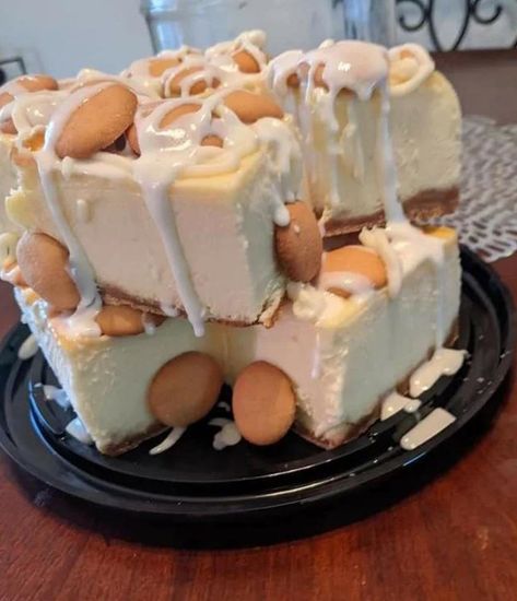 Image of Banana Pudding Cheesecake Squares Banana Pudding Cheesecake Squares, Banana Pudding Cheesecake Bars, Nilla Wafer Crust, Recipes Cheesecake, Sweet Bakes, Cheesecake Squares, Pudding Cheesecake, Pudding Flavors, Banana Pudding Cheesecake