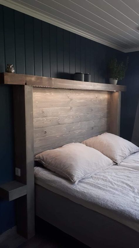 Custom Wood Headboard Ideas, Floating Shelf Headboard Ideas, Headboard On Wall Ideas, Head Board Ideas, Modern Headboard Design, Farmhouse Headboard Diy, Wood Headboard Diy Hidden Storage, Masculine Headboard, Pallet Headboard With Storage