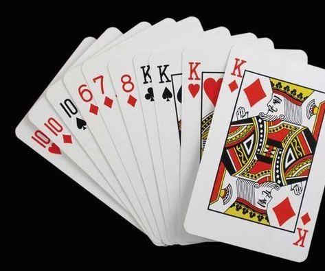 Rummy Rules, How To Play Rummy, Rummy Card Game, Gin Rummy, Rummy Game, Family Card Games, Fun Card Games, Playing Card Games, Family Fun Games