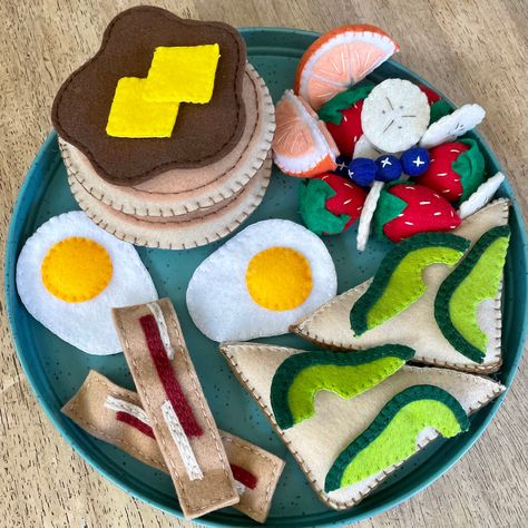 Felt Pretend Play, Kids Toy Kitchen, Pancake Breakfast, Pretend Play Food, Kitchen Toys, Felt Play Food, Kids Pretend Play, Breakfast Set, Toy Food