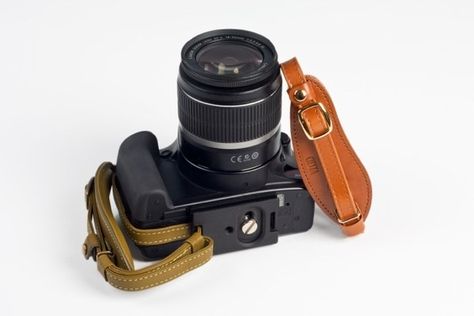 Photojojo's Lovely Leather 'Handy Dandy Hand Strap' | WIRED Camera Hand Strap, Camera Crafts, Dslr Camera Straps, Big Camera, Leather Camera Strap, Handy Dandy, Camera Hacks, Square Photos, Hand Strap