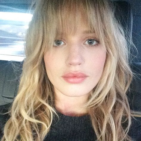 Georgia May Jagger Debuts Her New Bangs on Instagram | Vogue Classic Haircut, Georgia May, Georgia May Jagger, Hair Styles 2017, Fringe Hairstyles, Hot Hair Styles, Brown Blonde Hair, Winter Hairstyles, Grunge Hair