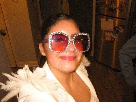 diy | halloween costume | elton john | spooky season | halloween | Music Icon Halloween Costumes, Elton John Halloween Costume Women, Elton John Costume Women, Elton John Halloween Costume, Elton John Costume, Halloween Festivities, Diy Halloween Costume, Costume Women, Group Halloween Costumes