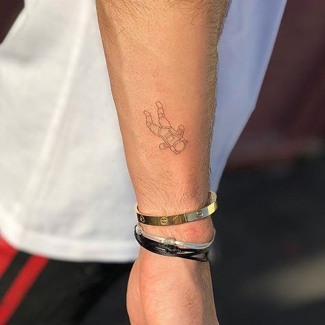 Coachella astronaut    #sanfranciscotattoo#losangelestattoo#singleneedle#finelinetattoo Curiosity Tattoo, Fibonacci Tattoo, Floral Back Tattoos, Camera Tattoos, Astronaut Tattoo, Evil Eye Tattoo, Small Forearm Tattoos, Forearm Sleeve Tattoos, Space Tattoo