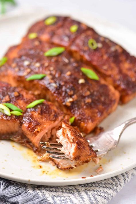 Asian Marinade for Salmon (Soy Ginger Garlic Glaze) Seafood Crepes Recipe, Marinade For Salmon, Ginger Soy Marinade, Seafood Crepes, Sockeye Salmon Recipes, Salmon Marinade Recipes, Soy Sauce Marinade, Asian Marinade, Soy Ginger