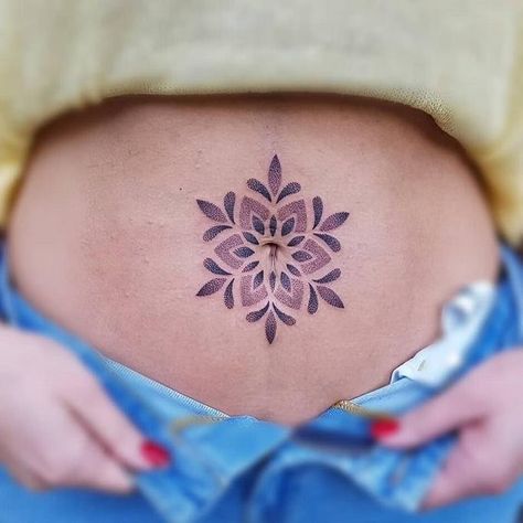 Button Tattoo Ideas, Cute Belly Tattoos, Tattoos For Girls Small, Girl Side Tattoos, Belly Button Tattoos, Lower Belly Tattoos, Small Belly, Belly Button Tattoo, Lower Stomach Tattoos