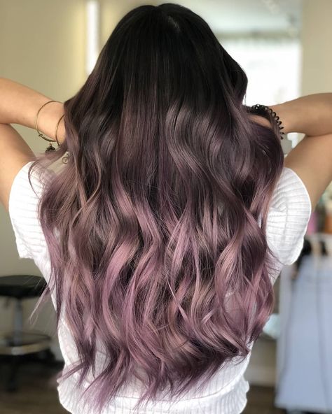 Image may contain: one or more people Trendy We Fryzurach, Blonde Shades, Peekaboo Hair, Dusty Lavender, Lilac Hair, Dyed Hair Inspiration, Lavender Hair, Ombre Hair Color, Dye My Hair