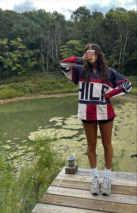 Cabin Summer Outfits, Camping Outfits Aesthetic, Lake Outfit Summer, Camp Outfits, Lake Outfit, Concept Clothing, Camping Outfits, Cute Everyday Outfits, Fashion Killa